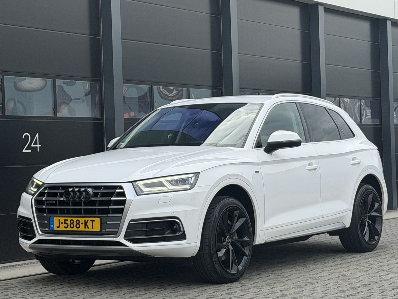 Audi Q5 - 2.0 TDI Quattro S-Line Virtual Clima PDC - AutoWereld.nl