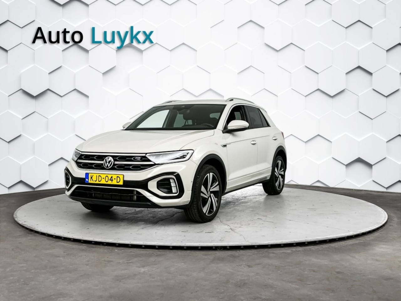 Volkswagen T-Roc - 1.5 TSI R-Line DSG Automaat | IQ Light | Elektrische Achterklep | Winterpakket - AutoWereld.nl