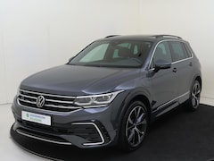 Volkswagen Tiguan - 1.4 TSI eHybrid R-Line Business | SoH 91% | Panoramadak | Trekhaak | Lederen bekleding | B