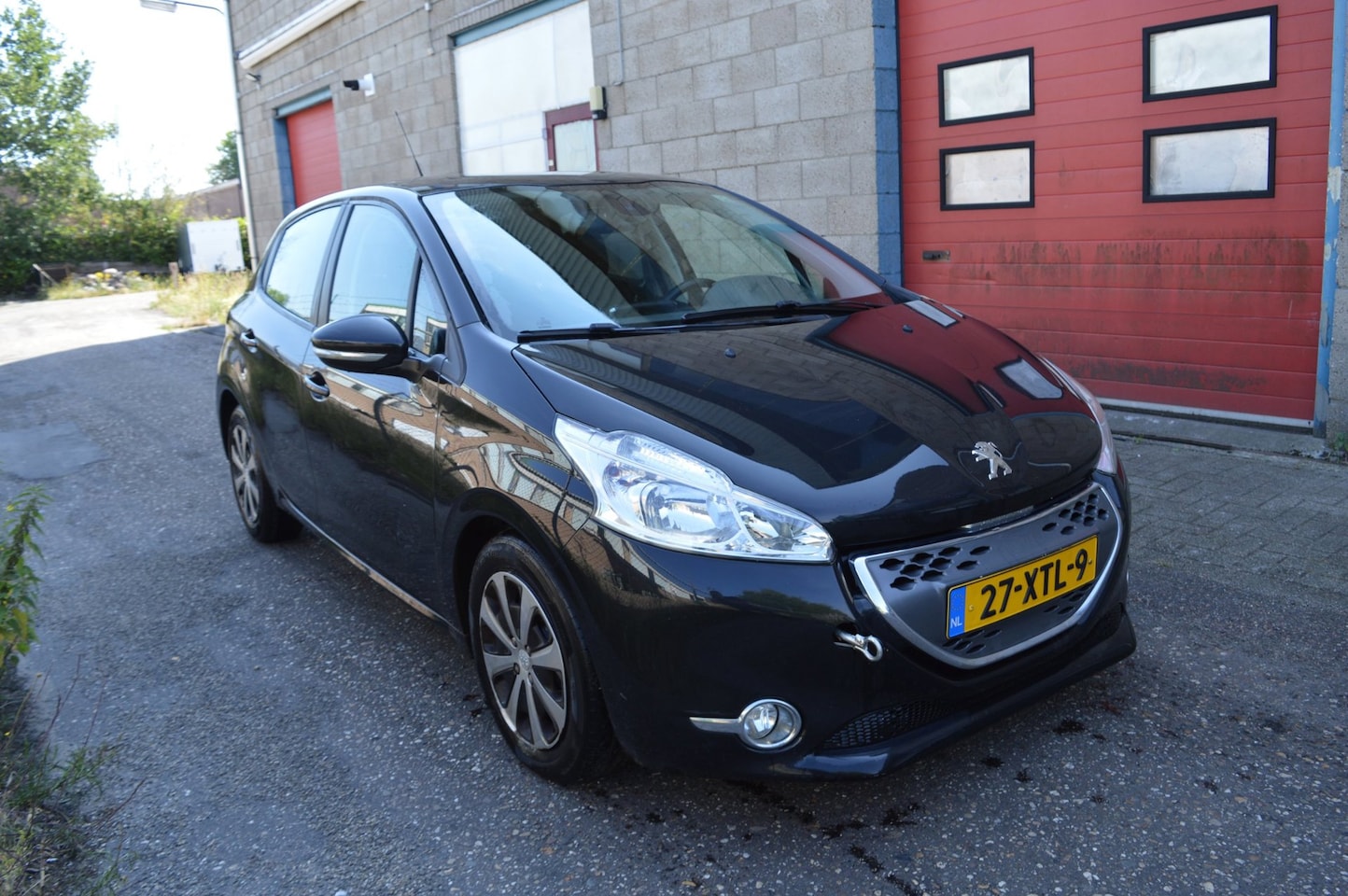 Peugeot 208 - 1.4 e-HDi Active bj 12 automaat auto start niet - AutoWereld.nl
