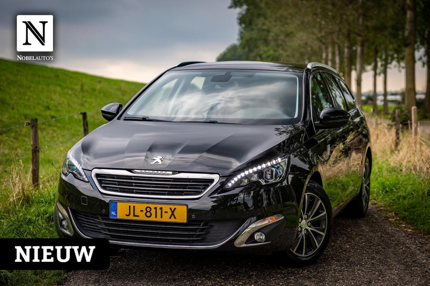 Peugeot 308 SW - 1.2 PureTech Allure |Nap |Pano |Camera |Navi - AutoWereld.nl