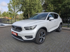Volvo XC40 - Inscription T4 | 190PK | LED | Trekhaak | Camera | Leer | Navi | Stoelverw. | 18" R-Design
