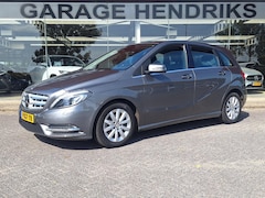 Mercedes-Benz B-klasse - 180 Ambition Automaat | Climate Control | Navi | CC | NAP | Eerste Eigenaar | All Season |