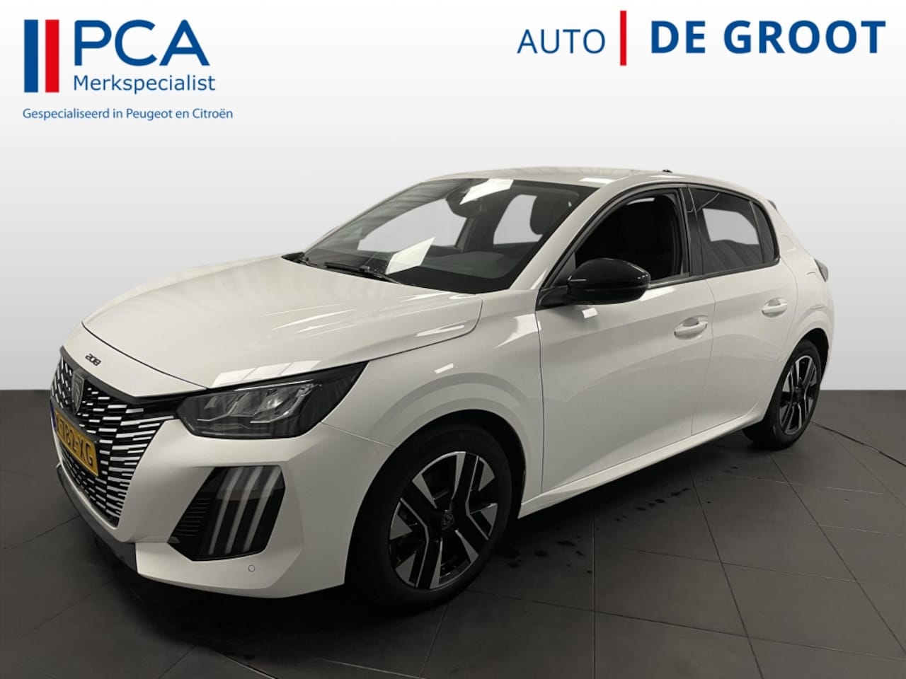Peugeot 208 - ALLURE 100pk Navi+Carplay | 3d Dash | Keyless | Camera - AutoWereld.nl