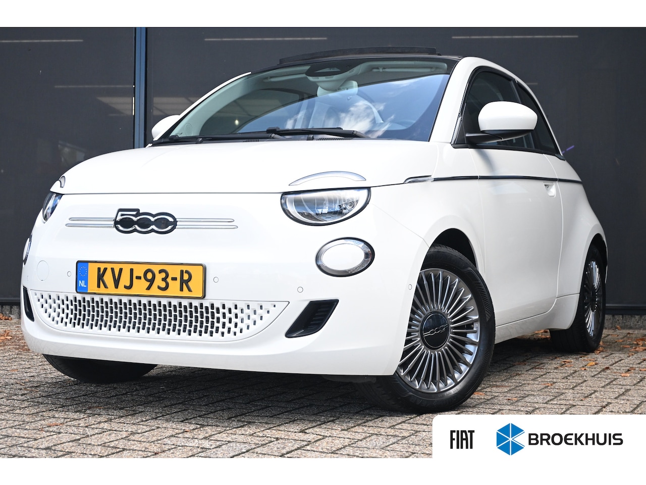 Fiat 500 - Icon 42 kWh | Navi by app | Cruise control | Elektr. ramen voor | DAB | Stoelverwarming | - AutoWereld.nl