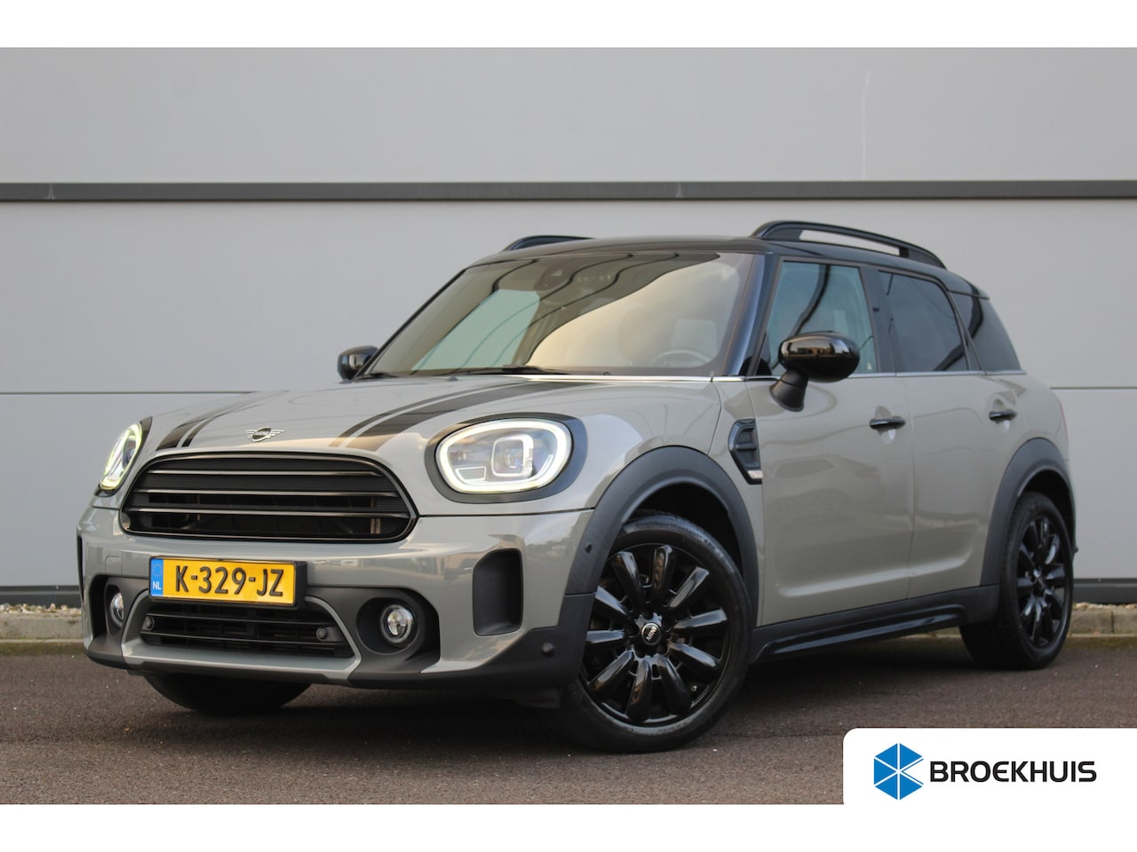 MINI Countryman - 1.5 Cooper Chili | Leder | Sportst. | Camera | KeyLess | HK-Audio | LED | Navi | Climate & - AutoWereld.nl