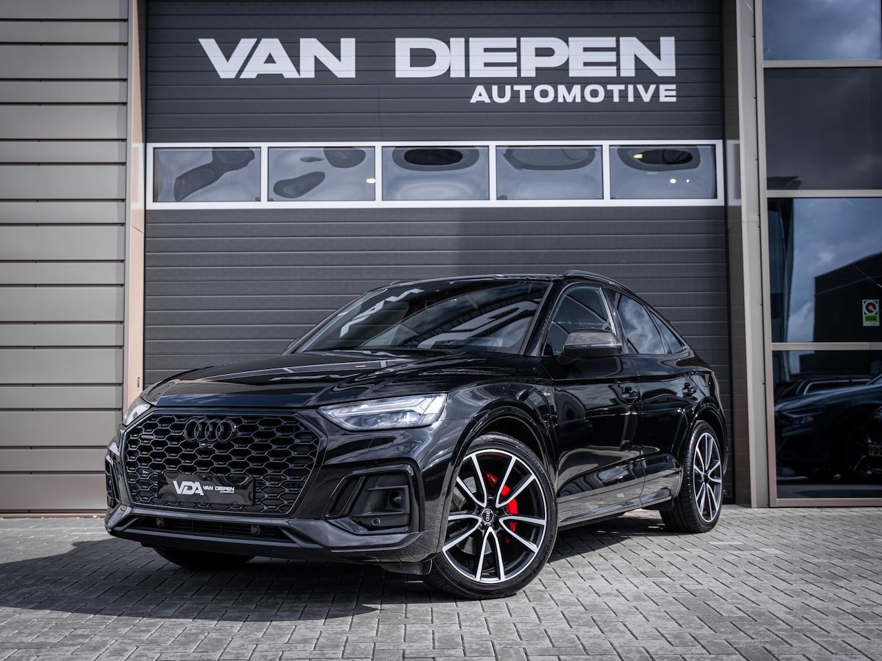 Audi Q5 Sportback - 55 TFSI e S edition Competition - Luchtv. l Carbon pack l HUD l B&O - AutoWereld.nl
