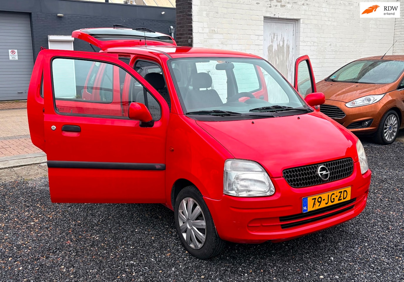 Opel Agila - 1.2-16V Comfort | Trekhaak | Ruim & Zuinig - AutoWereld.nl