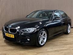 BMW 3-serie - 320i High Executive|Automaat|Climate Control|Navigatie|