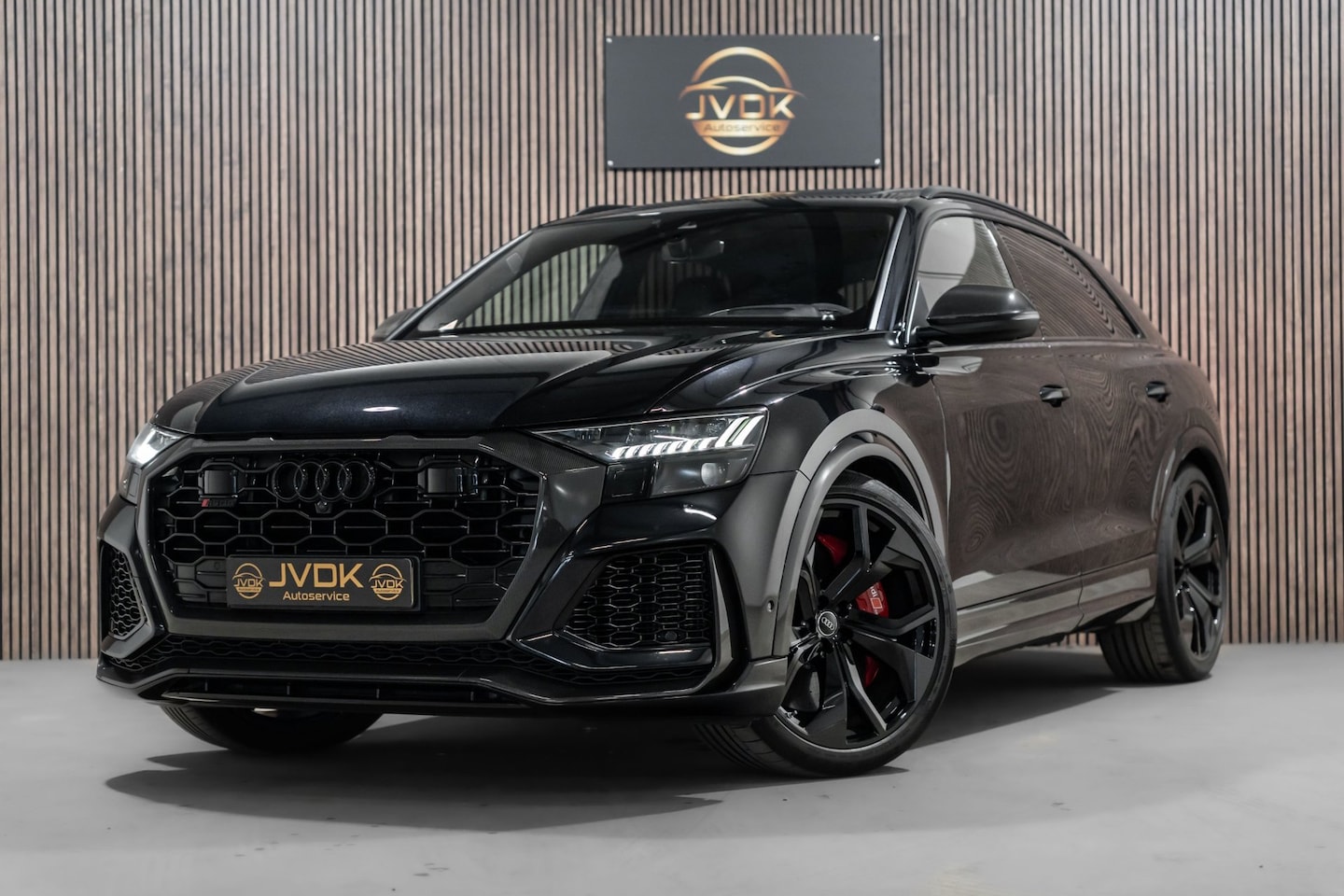 Audi Q8 - 4.0 TFSI RS Q8 quattro Pano Keramisch CARBON B&O 3D FULL - AutoWereld.nl