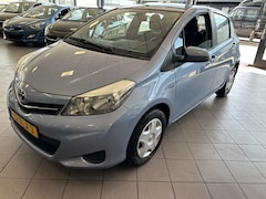 Toyota Yaris - 1.0 VVT-i Aspiration 97 DKM BJ 2012