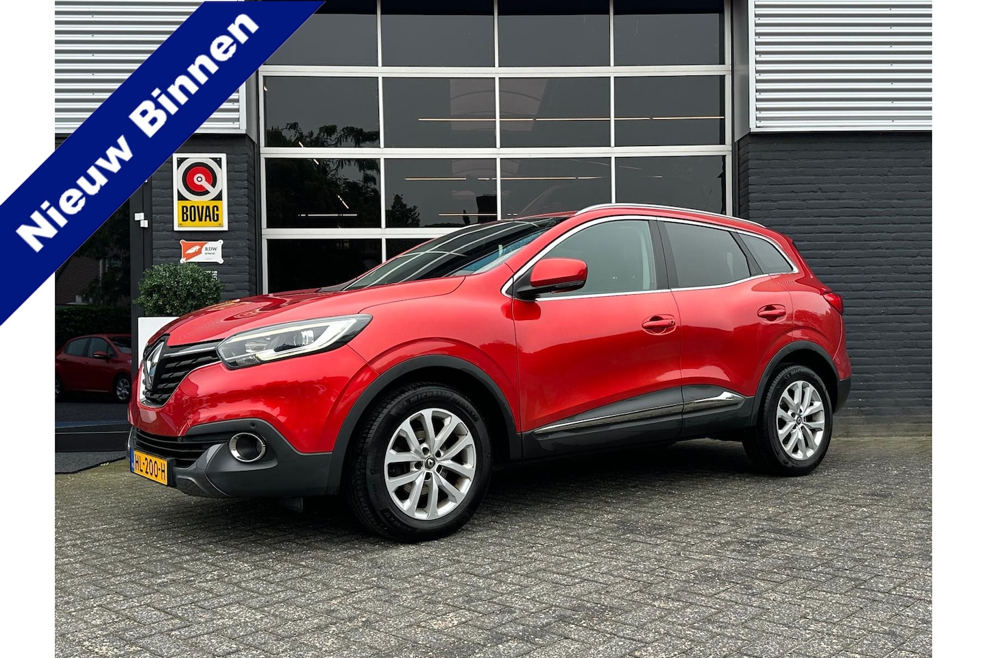 Renault Kadjar - 1.2 TCe Intens 1.2 TCe Intens, Airco, Bluetooth, Navi, Trekhaak, Radio, PDC, NAP - AutoWereld.nl