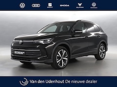 Volkswagen Tiguan - 1.5 eHybrid 204pk Life Edition DSG / Navigatie / Stoelverwarming / 360 Camera / Trekhaak