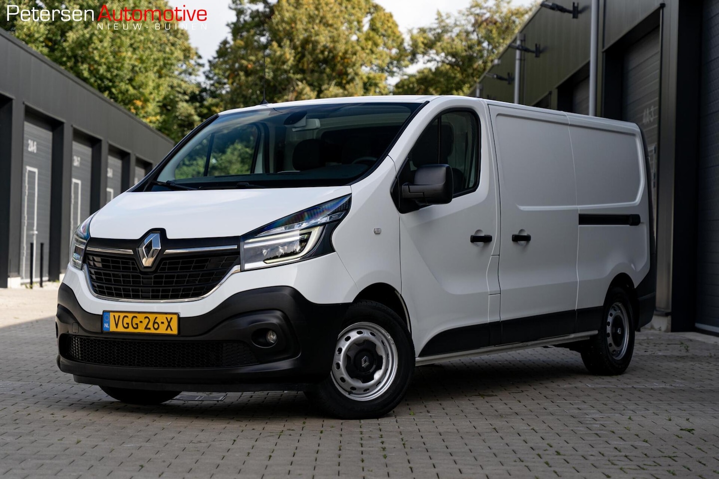 Renault Trafic - bestel 2.0 dCi 170 T29 L2H1 Comfort - AutoWereld.nl