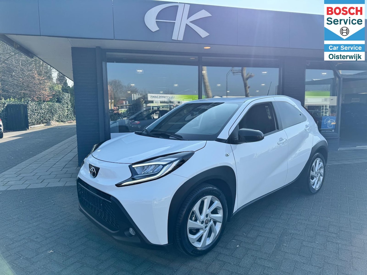 Toyota Aygo X - 1.0 VVT-i MT Premium 1.0 VVT-i MT Premium - AutoWereld.nl