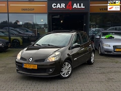 Renault Clio - 1.6-16V Initiale PANO/PDC/LEDER/CLIMA/CRUISE/APK 08-05-2027