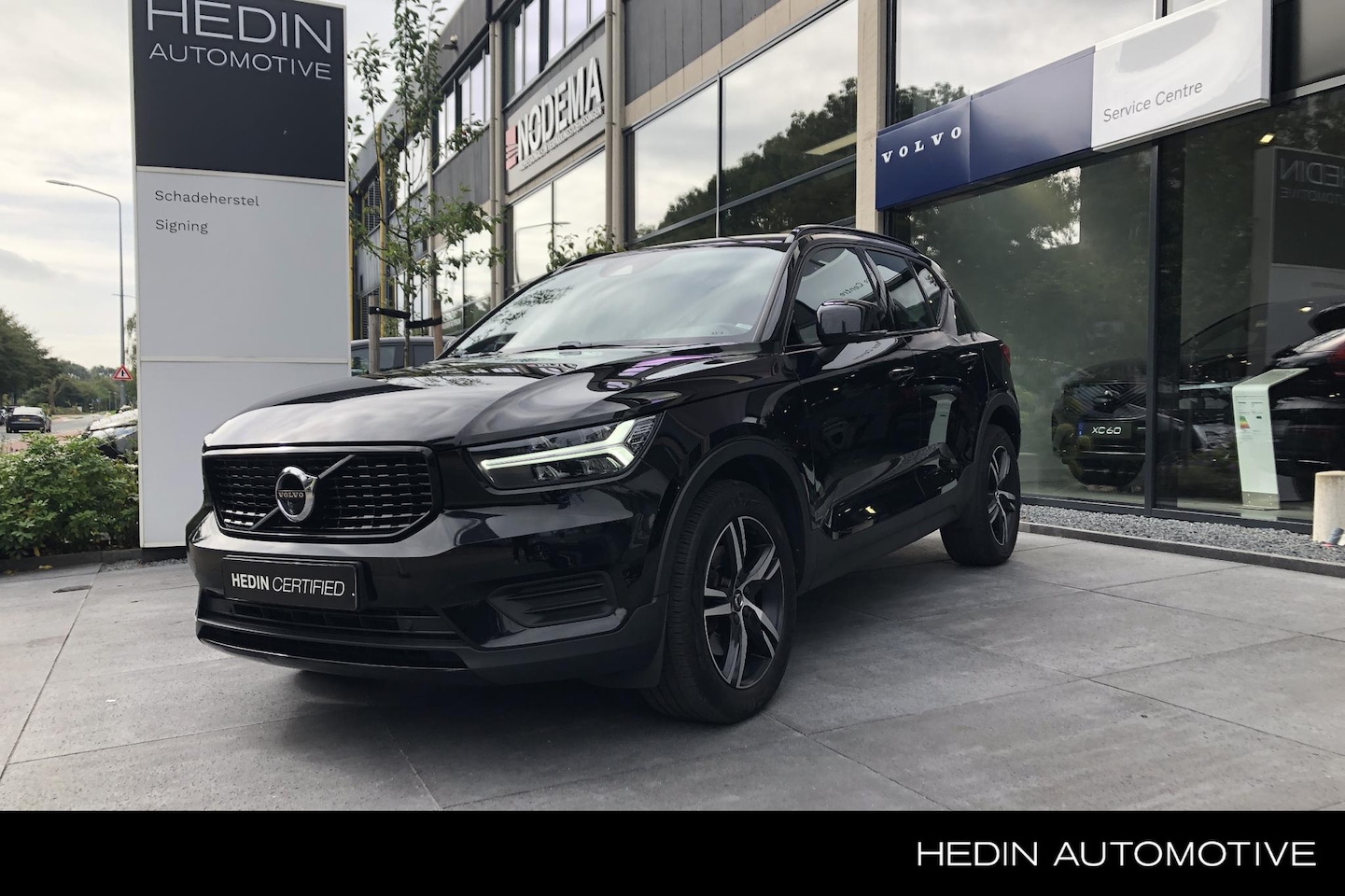 Volvo XC40 - 2.0 T5 AWD R-Design 2.0 T5 AWD R-Design - AutoWereld.nl