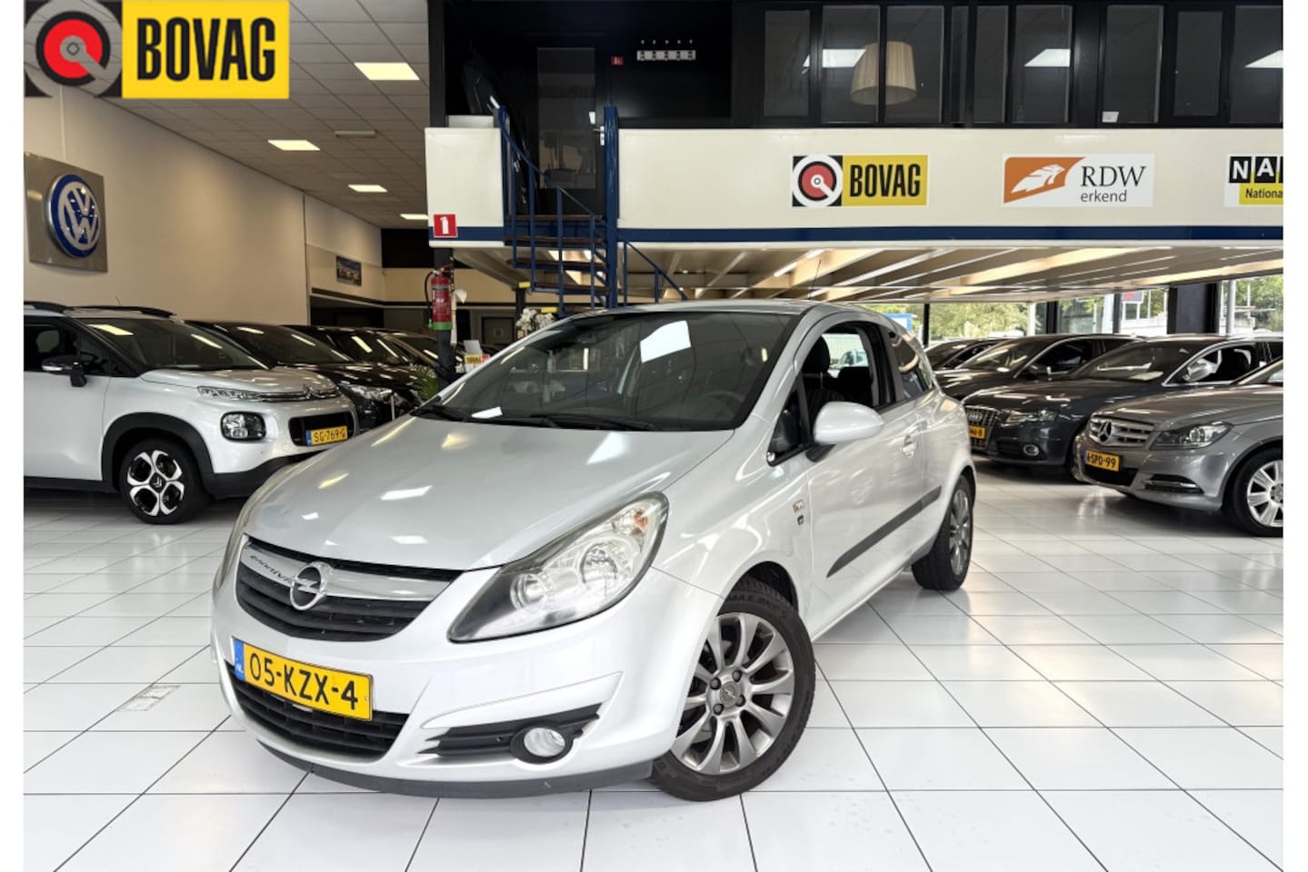 Opel Corsa - 1.4-16V 111 Edition Bovag garantie Airco - AutoWereld.nl