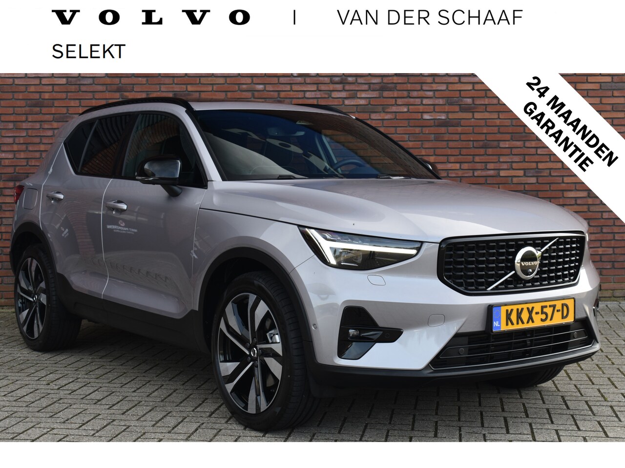 Volvo XC40 - B4 211PK Plus Dark | Trekhaak | 20 inch | 360 Camera | Panoramadak - AutoWereld.nl