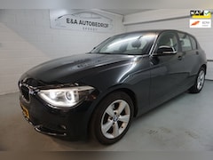 BMW 1-serie - 116i Executive /AIRCO / NAVI / NAP