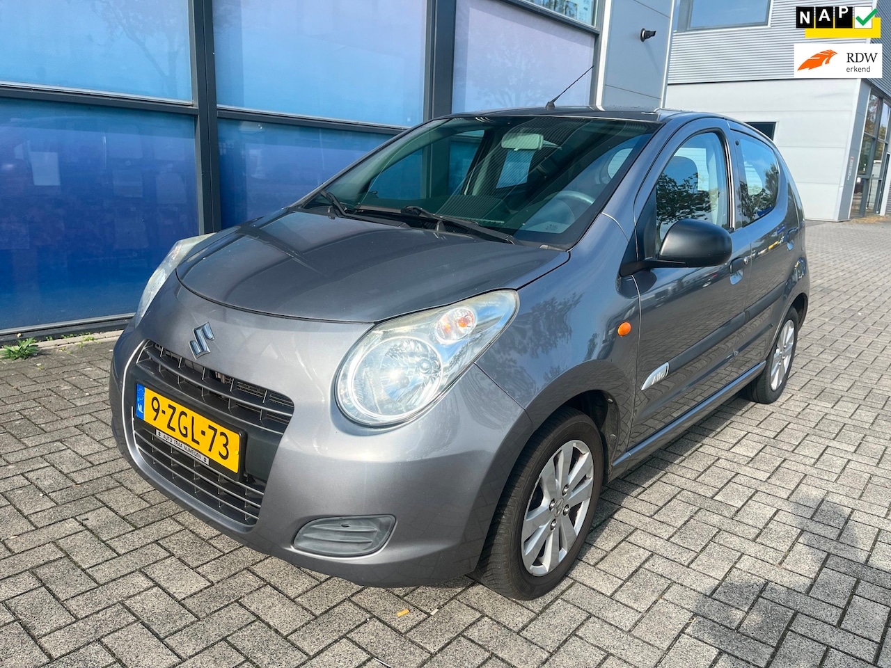 Suzuki Alto - 1.0 Celebration EASSS - airco - 1 eigenaar - AutoWereld.nl