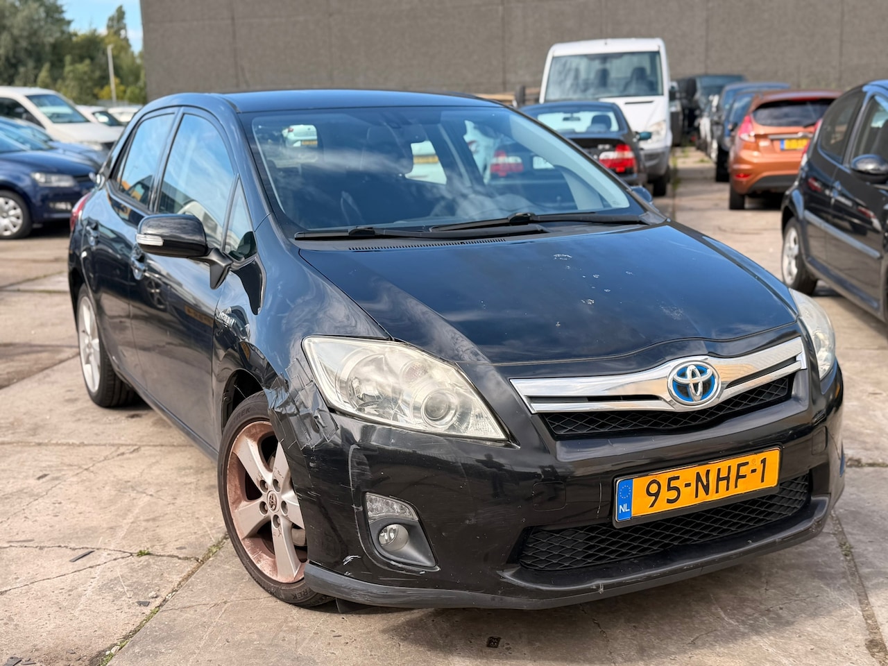 Toyota Auris - 1.8 Full Hybrid Executive 1.8 Full Hybrid Executive - AutoWereld.nl
