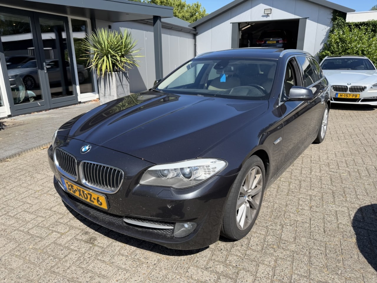 BMW 5-serie Touring - 525D High Executive 2011 EX BPM EXPORTPRIJS - AutoWereld.nl