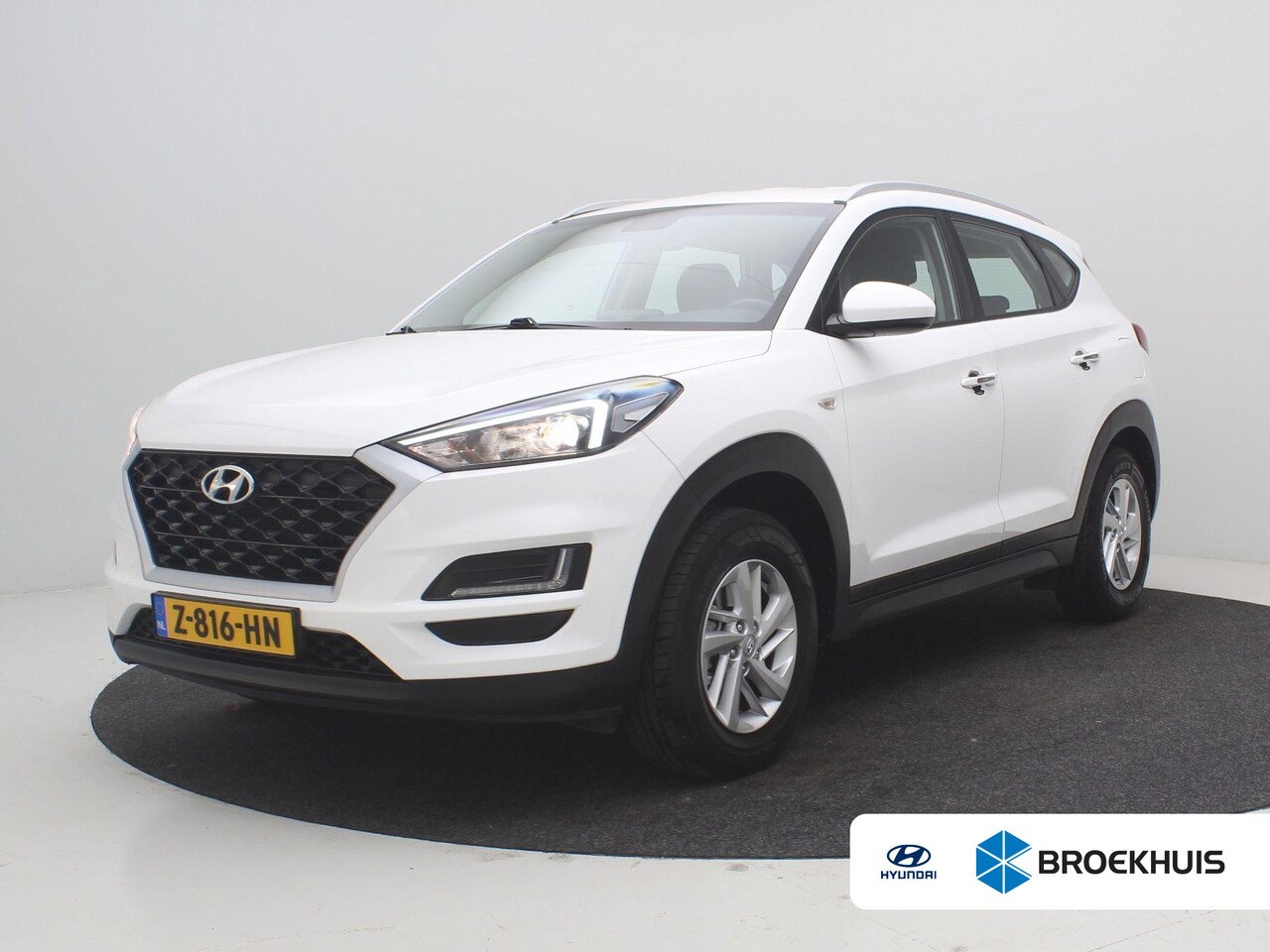 Hyundai Tucson - 1.6 GDI i-Drive / Navigatie / Trekhaak / Climate Control / Achteruitrij Camera / Apple Car - AutoWereld.nl