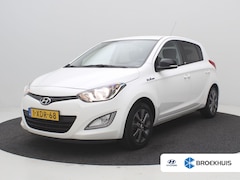 Hyundai i20 - 1.2i Go / Airco / Cruise Control / Bluetooth / Historie Bekend / 1ste Eigenaar / NL Auto /
