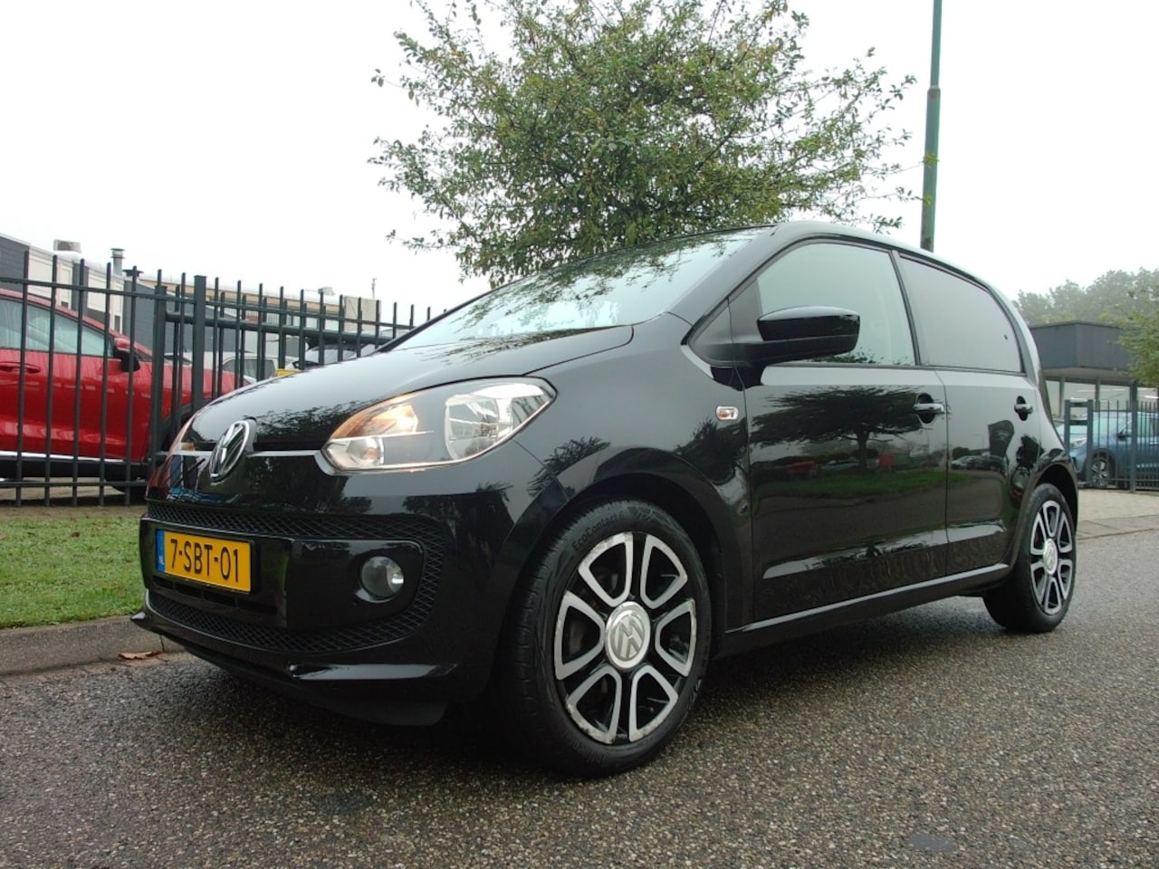 Volkswagen Up! - 1.0 high up! 1.0 60PK High up! - AutoWereld.nl