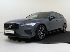 Volvo V60 - 2.0 T8 AWD + Dark | Trekhaak | HUD | Schuif-/Kanteldak