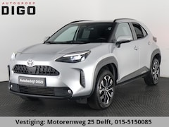Toyota Yaris Cross - 1.5 HYBRID DYNAMIC LUXURY GARANTIE 2035 PARKEERSENSOREN VOOR & ACHTER . STOEL/STUUR VERWAR