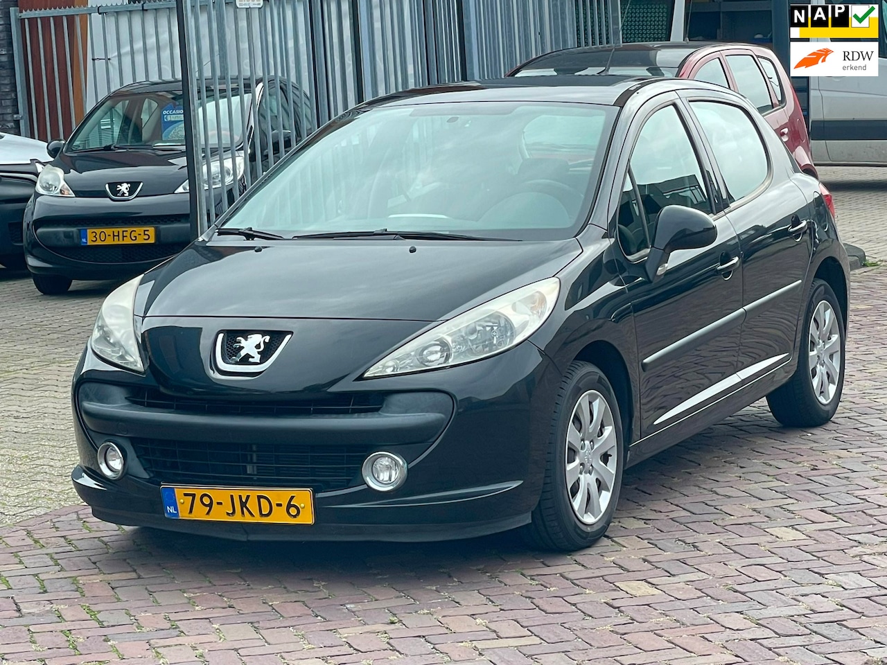 Peugeot 207 - 1.4 VTi Look Airco Stuurbekr Trekhaak 5-Deurs Nap! - AutoWereld.nl