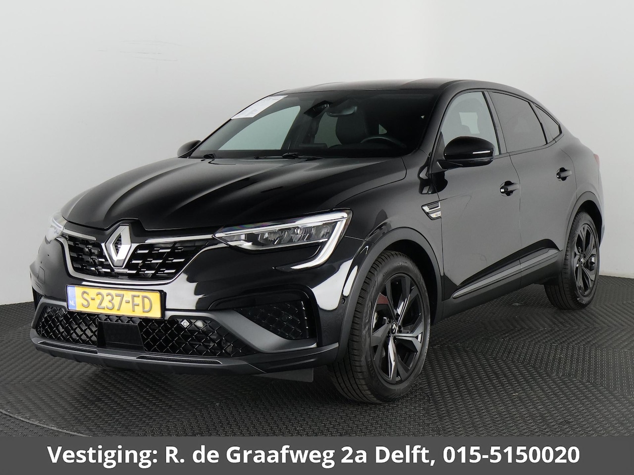 Renault Arkana - 1.3 Mild Hybrid 160 R.S. Line Automaat |Garantie tot 02-2033!* | Trekhaak | Apple Carplay - AutoWereld.nl