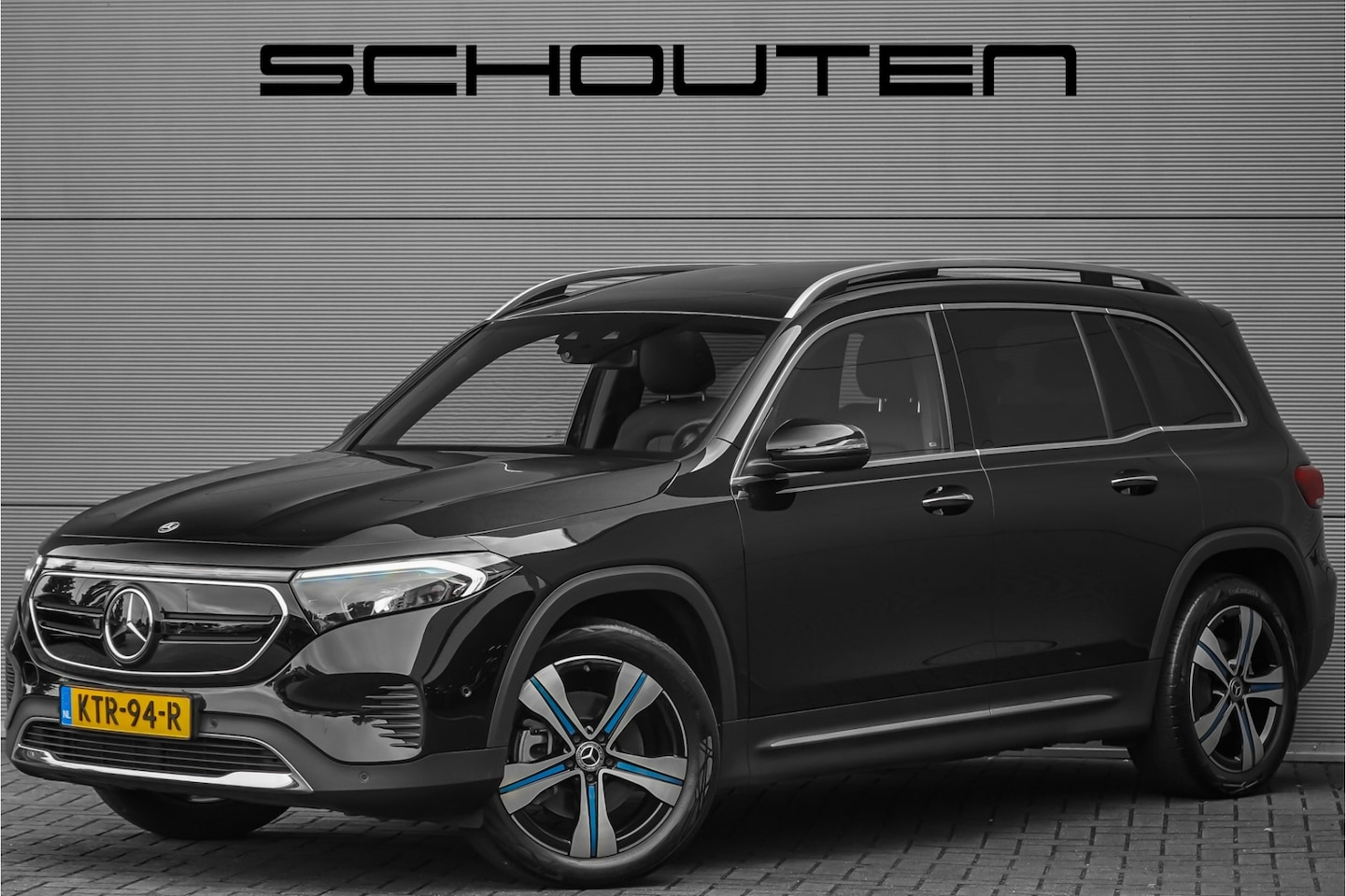 Mercedes-Benz EQB - 300 4MATIC 67 kWh Pano Distronic Plus Multi Contourstoelen Memory Keyless - AutoWereld.nl