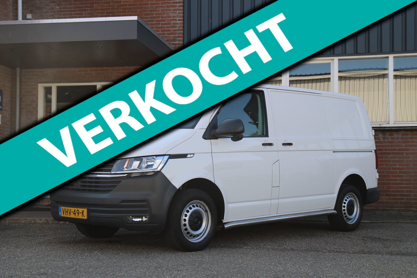 Volkswagen Transporter - 2.0 TDI L1H1 / 150PK automaat / dubbel schuifdeur / app connect / cruise - AutoWereld.nl