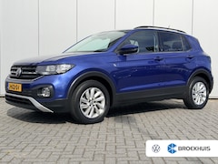 Volkswagen T-Cross - 1.0 TSI Life / Navigatie / Climate Control / Cruise Control / Parkeersensoren Voor + Achte
