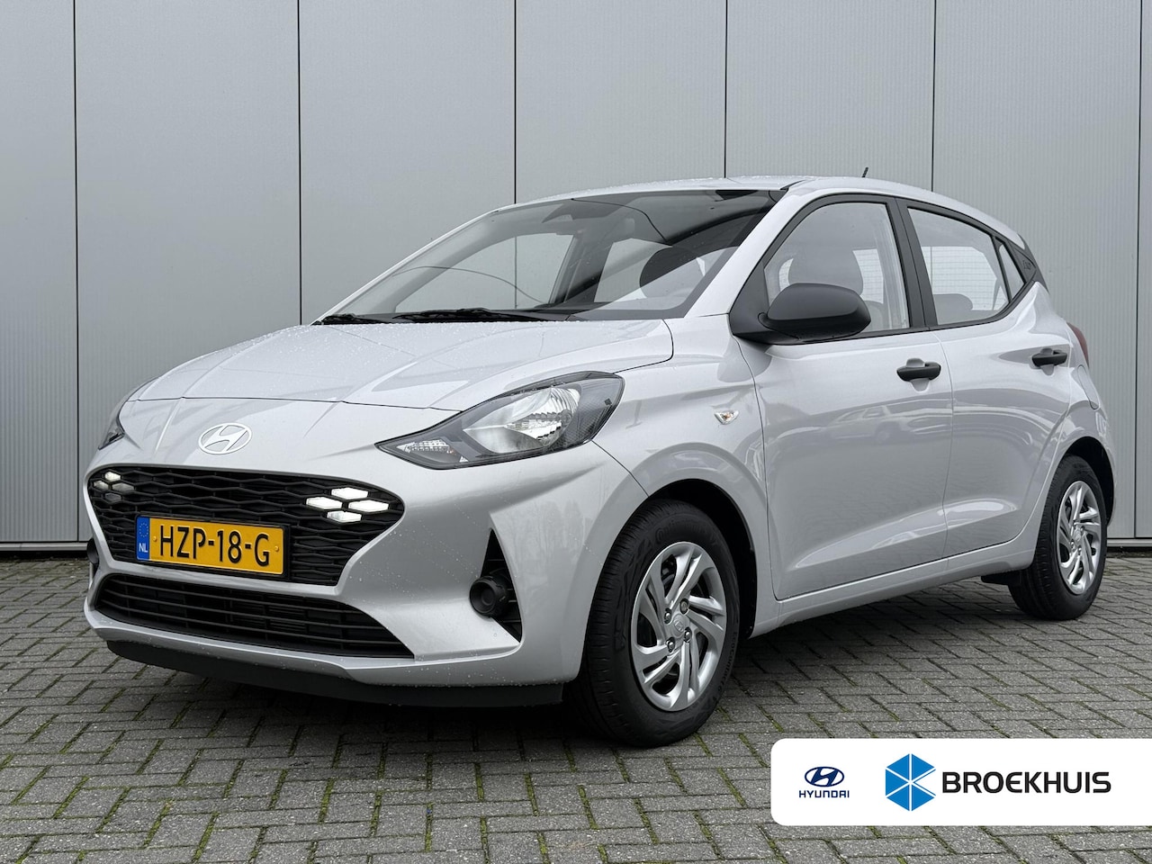 Hyundai i10 - 1.0 Comfort / Navigatie / Achteruitrijcamera / Parkeersensoren Achter / Airco / Cruise Con - AutoWereld.nl