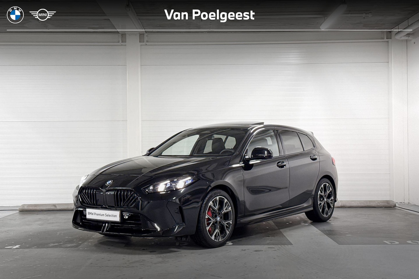 BMW 1-serie - 120 M Sport Design Edition M-Sport Pro | Harman/Kardon | Comfort Access | Panoramadak - AutoWereld.nl