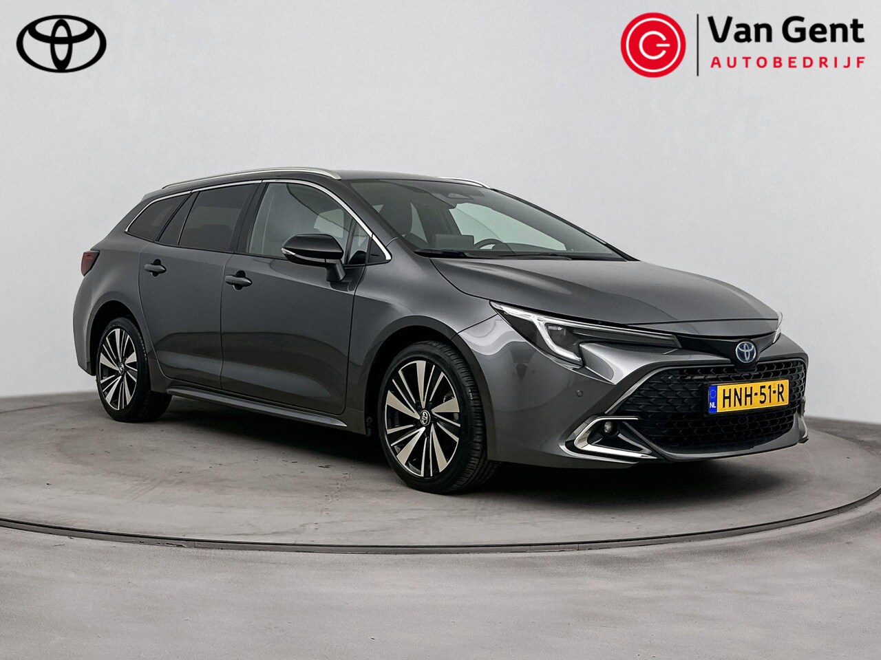 Toyota Corolla - Hybrid 140 Dynamic | Apple Carplay / Android Auto | Stoelverwarming | Parkeersensoren voor - AutoWereld.nl