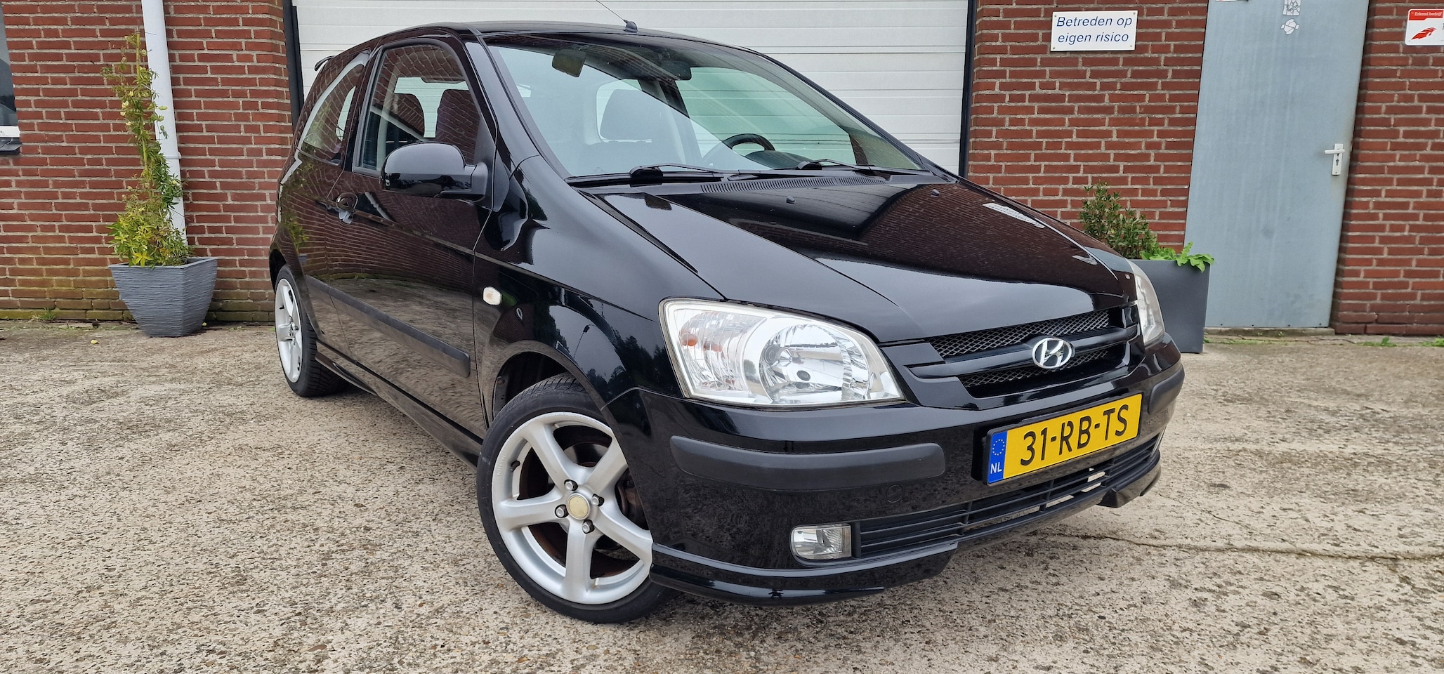 Hyundai Getz - 1.6i-16V GLS UNIEK! Hyundai Getz 1.6 16V GLS Airco, lm velgen, 51.826km, nieuwe apk bij levering, 3/6 m - AutoWereld.nl