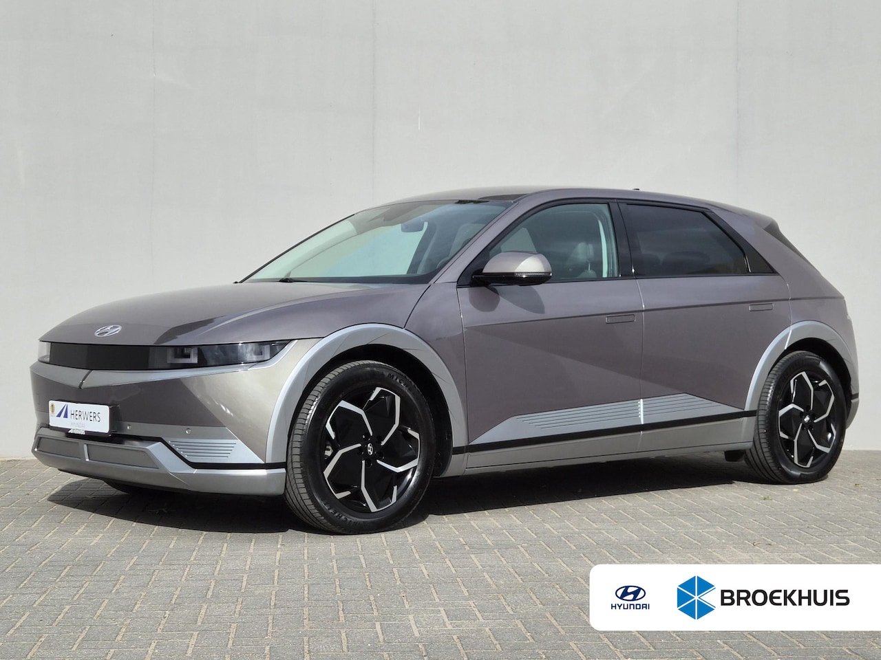 Hyundai IONIQ 5 - Connect 73kWh / SOH 100% / Fabrieksgarantie tot 05-2027 / Trekgewicht 1600 kg / CCS snella - AutoWereld.nl