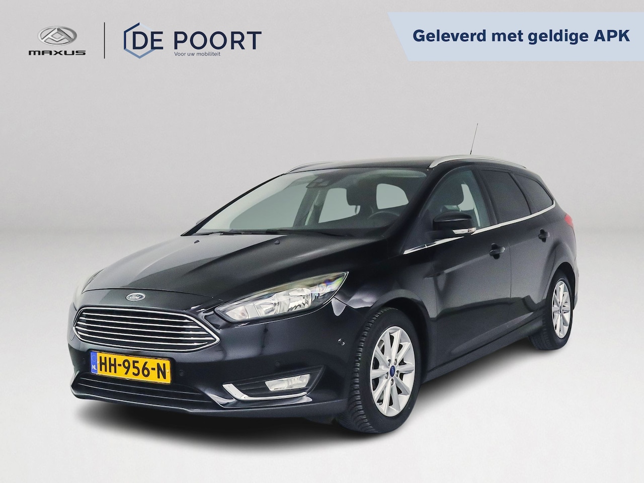 Ford Focus Wagon - 1.5 Titanium | Xenon | Navigatie | Stoelverwarming - AutoWereld.nl