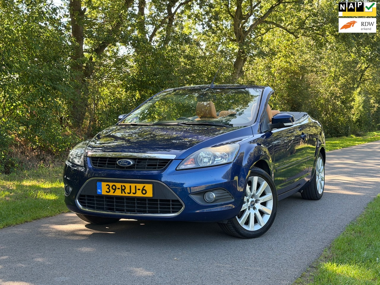 Ford Focus Coupé-Cabriolet - 2.0 Limited | Automaat + Leder + Navi Nu € 5.975,-!!! - AutoWereld.nl