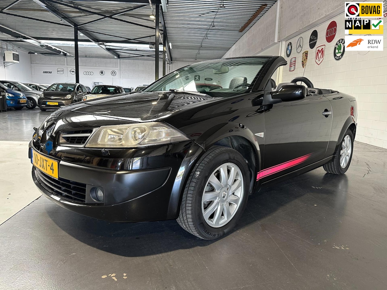 Renault Mégane coupé cabriolet - 2.0-16V Tech Line/Leder/Dealer onderhouden/Apk nieuw - AutoWereld.nl