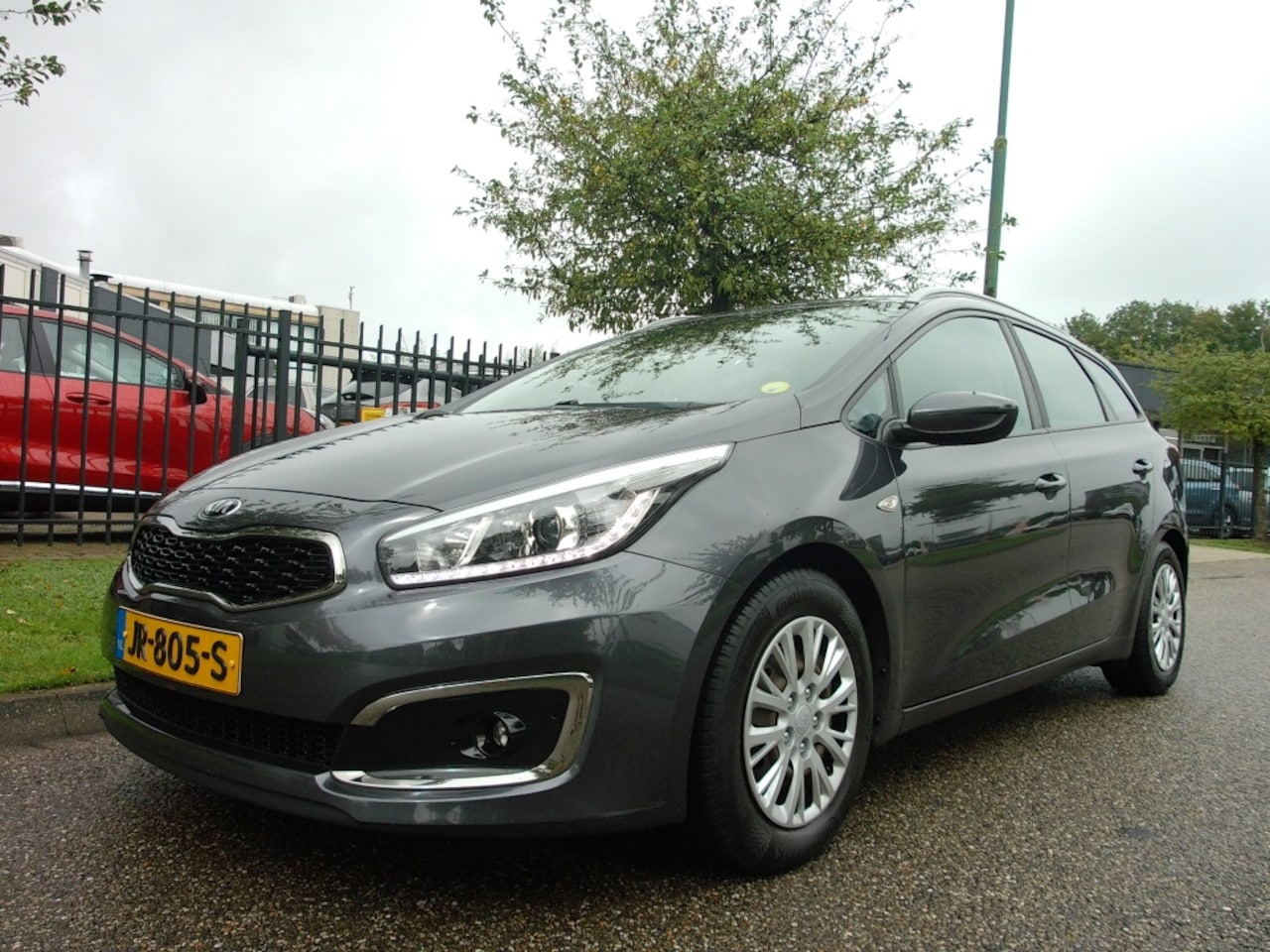Kia Cee'd - Cee d 1.6 CRDi Eco Dynamics 110PK Business Navigator - AutoWereld.nl