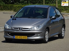 Peugeot 206 - 1.4 Air-line NAP/AIRCO/APK