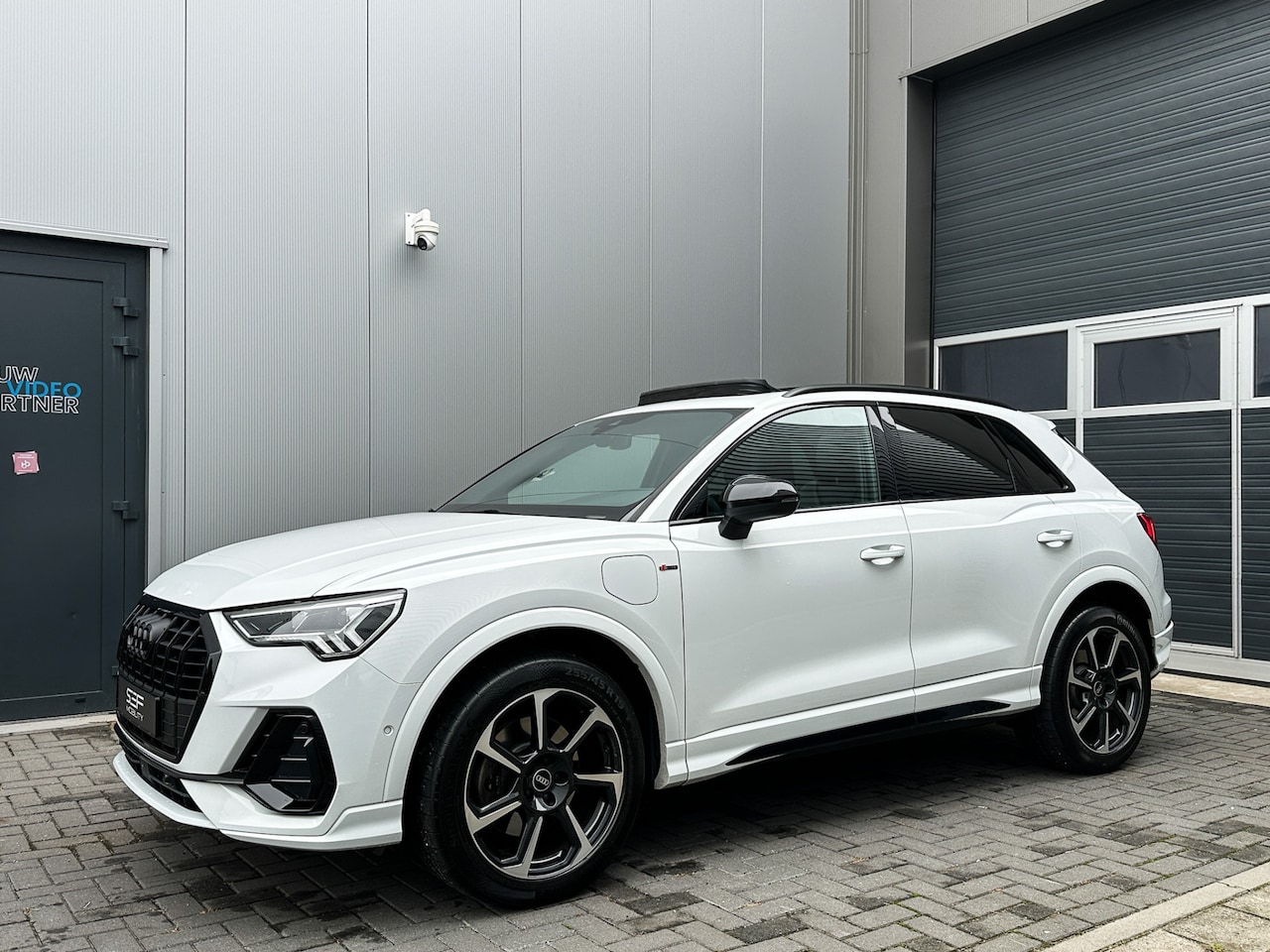 Audi Q3 - 45 TFSI e 3x S-Line 245PK | Pano | Keyless | Camera | Matrix | ACC | Lane | 1e eig - AutoWereld.nl