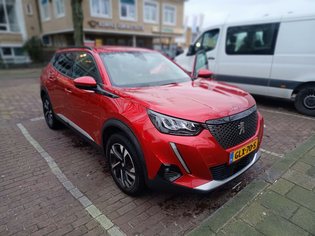 Peugeot 2008 - 1.2 PureTech Active - AutoWereld.nl