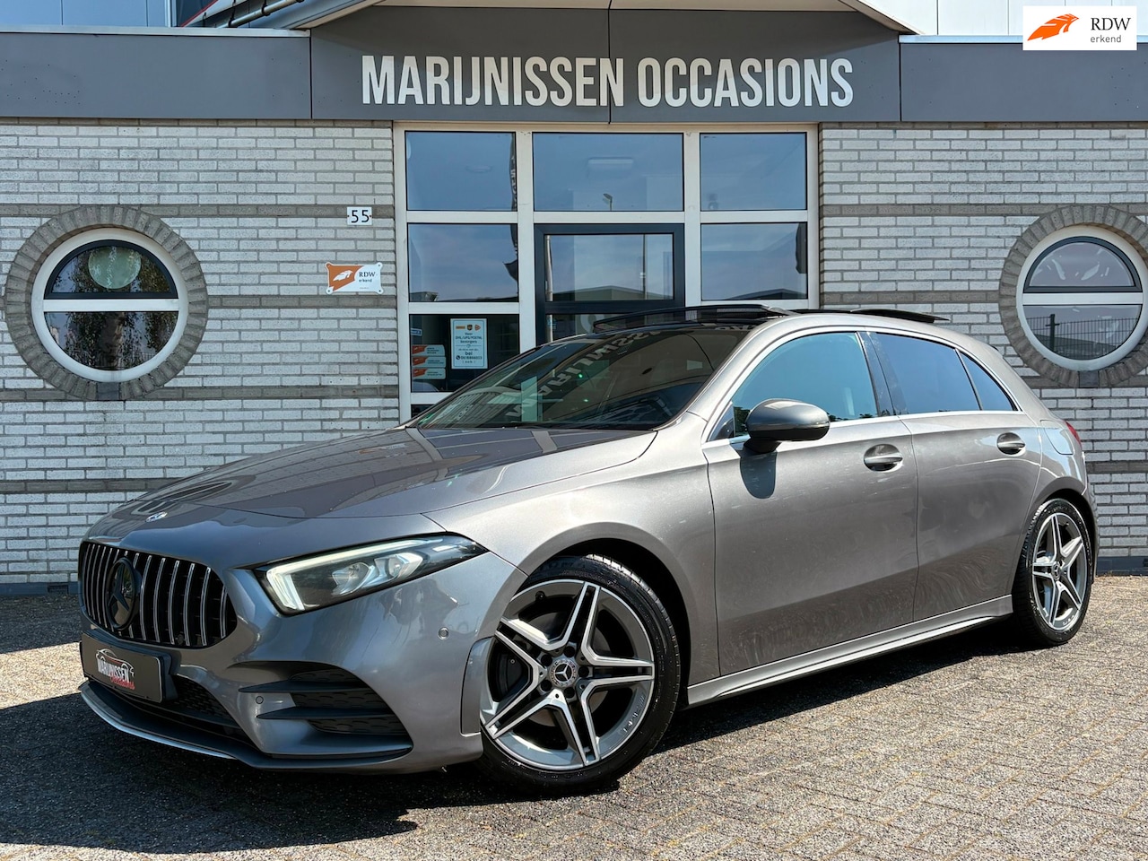 Mercedes-Benz A-klasse - 200 AMG |Pano|Cam|Stoelvw|Xenon| - AutoWereld.nl